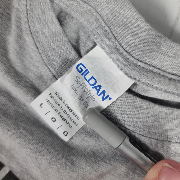 Gildan Gray Son In Law Living the Dream Tee Shirt NEW Large - Picture 2 of 3